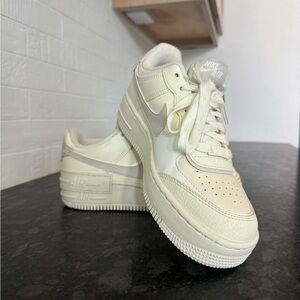 Rare NIKE Air force low shadow, Color/ Coconut Milk